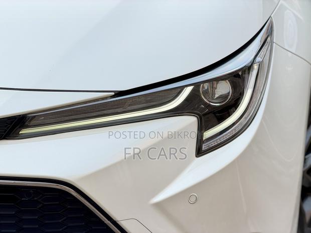 Toyota Corolla Touring WxB 2020 White