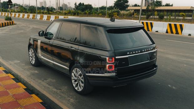 Land Rover Range Rover 2018 Black