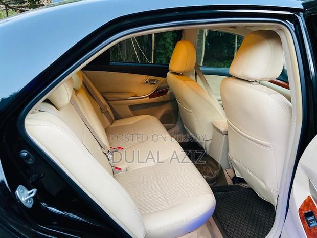 Toyota Premio 2015 Black