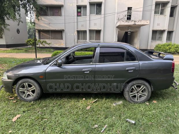 Mitsubishi Lancer 1996 Gray