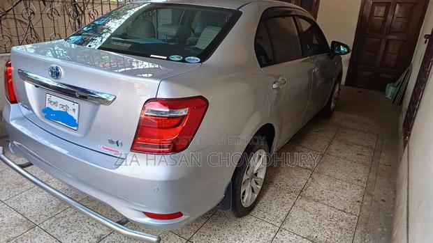Toyota Axio 1.5 Hybrid G 2WD 2015 Silver