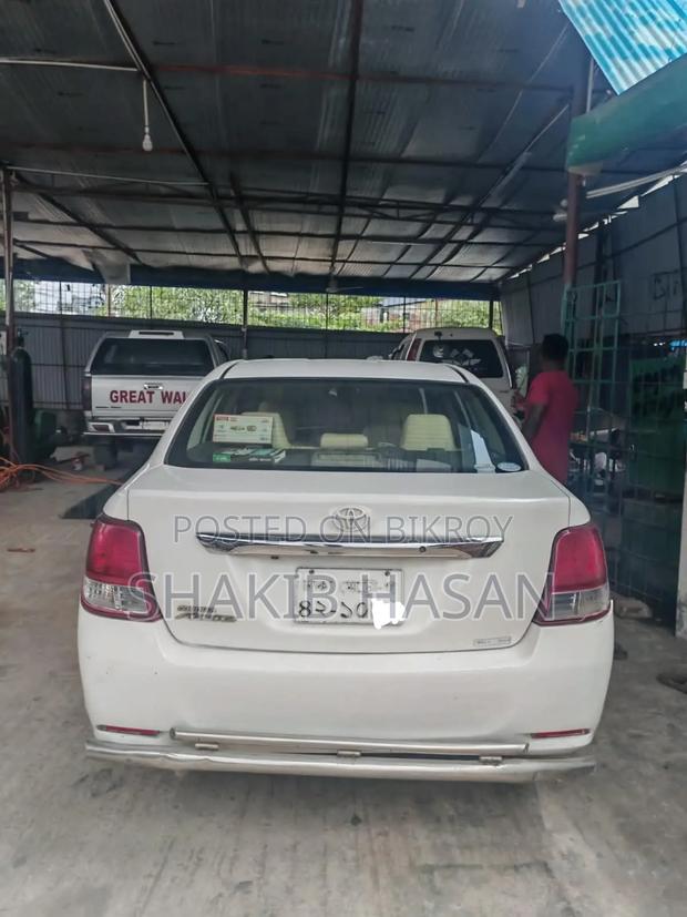 Toyota Axio 2013 White