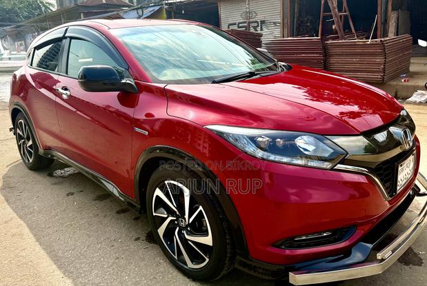 Honda Vezel 1.5 Hybrid 2WD 2017 Red