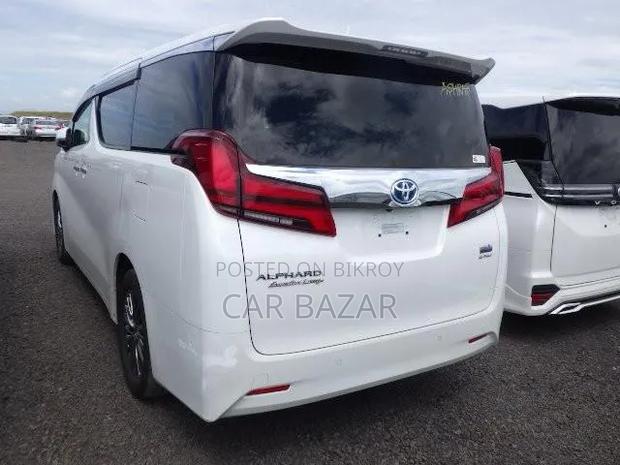 Toyota Alphard 2.5 Hybrid AWD 2021 Pearl