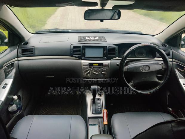 Toyota Corolla 2004 Silver