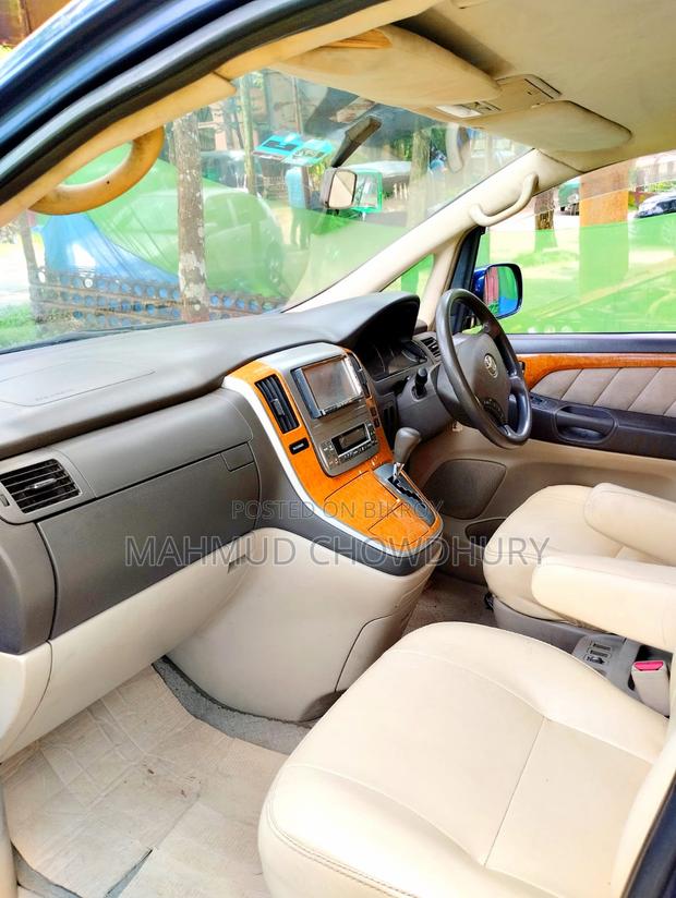 Toyota Alphard 2006 Blue