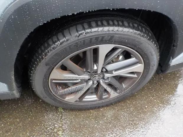 Toyota Corolla Cross 2025 Gray