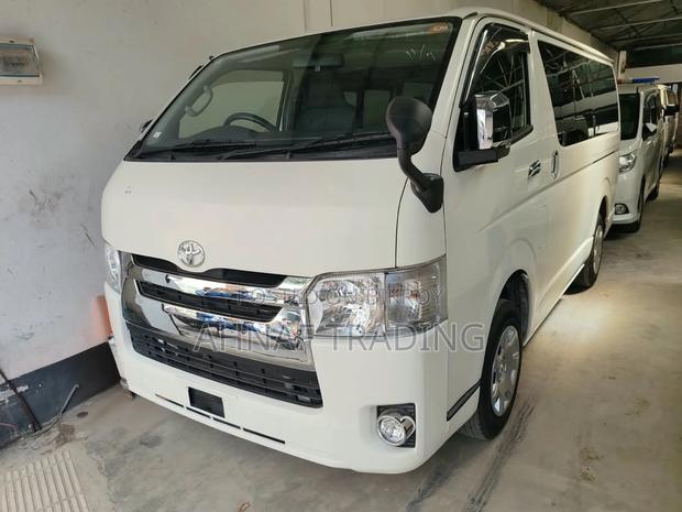 Toyota Noah 2020 Pearl