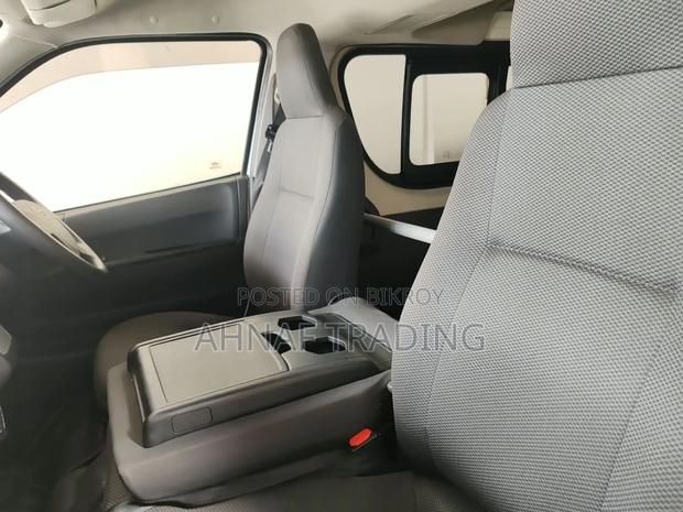 Toyota Noah 2020 Pearl