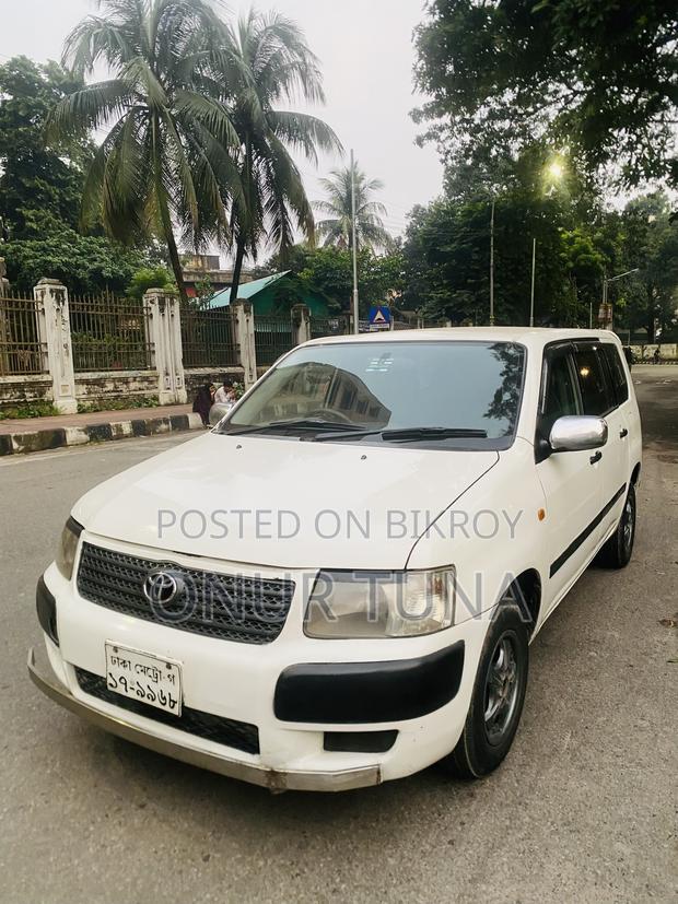Toyota Succeed 2002 White