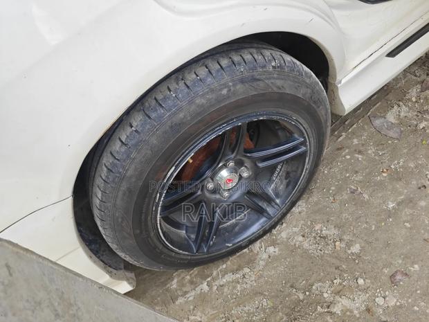 Toyota Corolla 2000