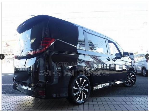 Toyota Noah 2022 Black