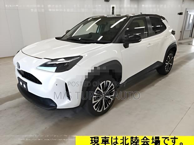 Toyota Yaris Cross 2021 Pearl