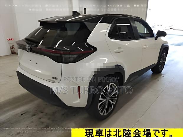 Toyota Yaris Cross 2021 Pearl