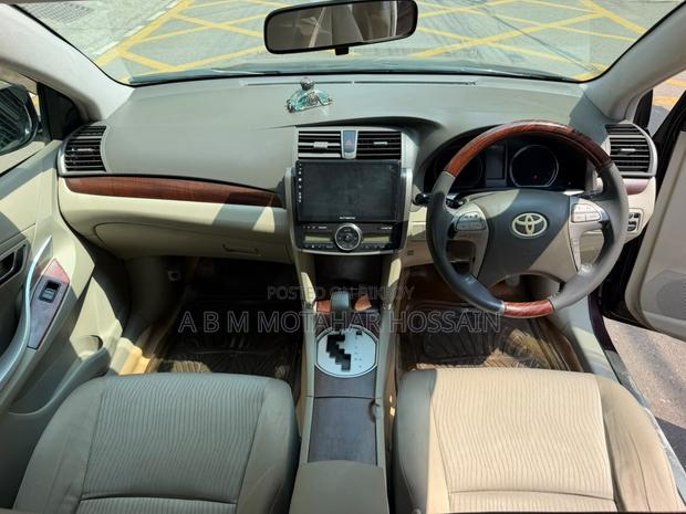 Toyota Premio 1.5 FWD 2011 Maroon