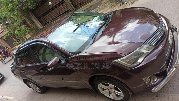 Toyota Axio 2014 Maroon