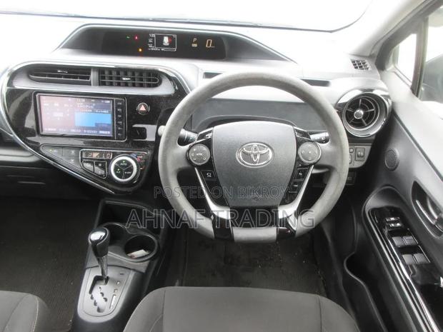 Toyota Aqua 2021 Blue