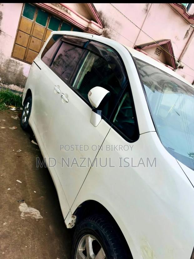 Toyota Noah 2013 White
