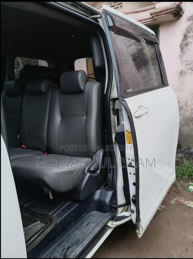 Toyota Noah 2013 White