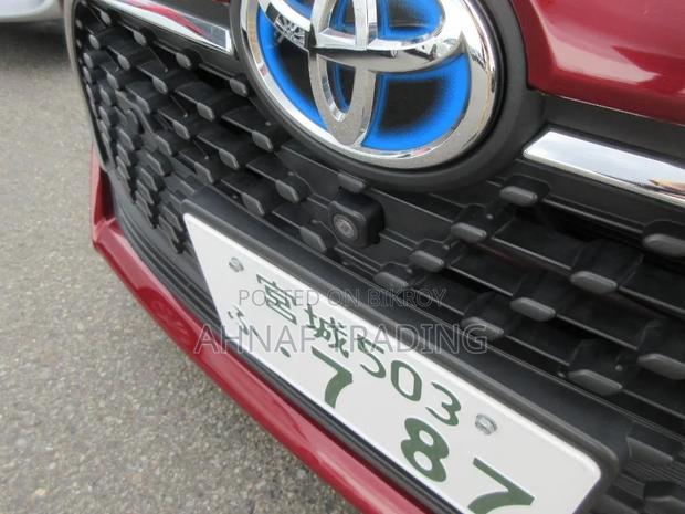 Toyota Sienta 2021 Red
