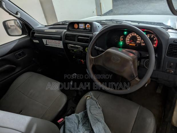 Toyota Land Cruiser Prado 2.7 5dr 2004 White