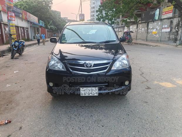 Toyota Avanza 2010 Black