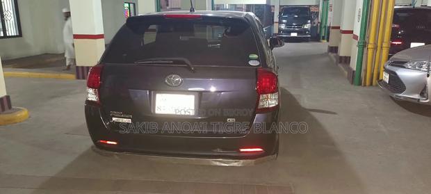 Toyota Axio 2013 Black