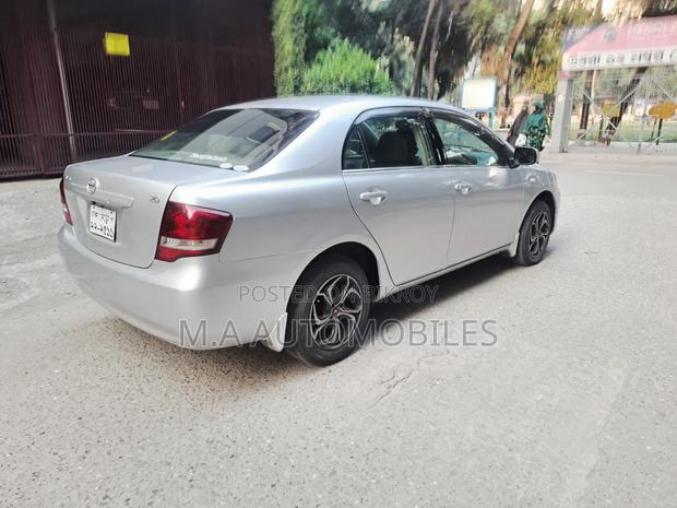 Toyota Axio 2010 Silver