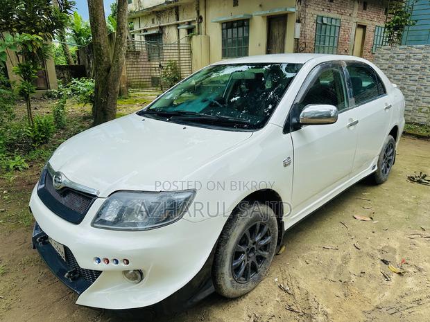 Toyota Corolla 2005 White