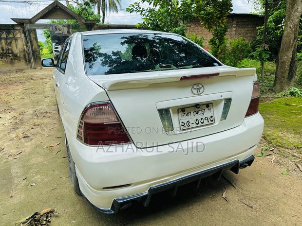 Toyota Corolla 2005 White
