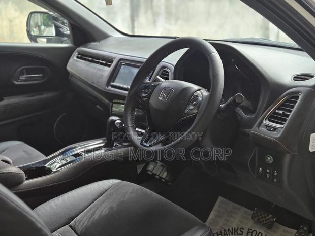 Honda Vezel 1.5 2WD 2016 Pearl