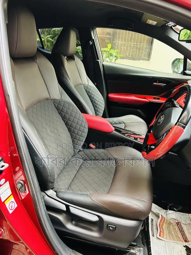 Toyota C-HR 2017 Red