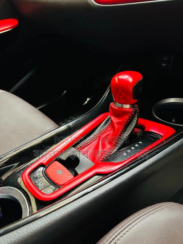 Toyota C-HR 2017 Red