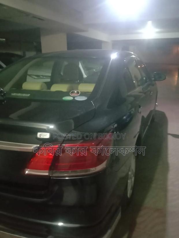 Toyota Premio 2018 Black