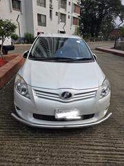 Toyota Auris 2010 Pearl for sale