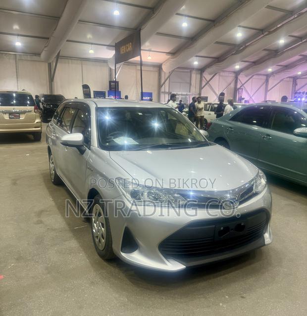 Toyota Axio 2020 Silver
