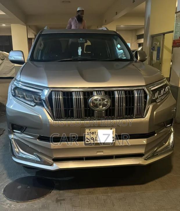 Toyota Land Cruiser Prado 2.7 i 2012 Brown