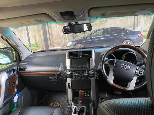 Toyota Land Cruiser Prado 2.7 i 2012 Brown