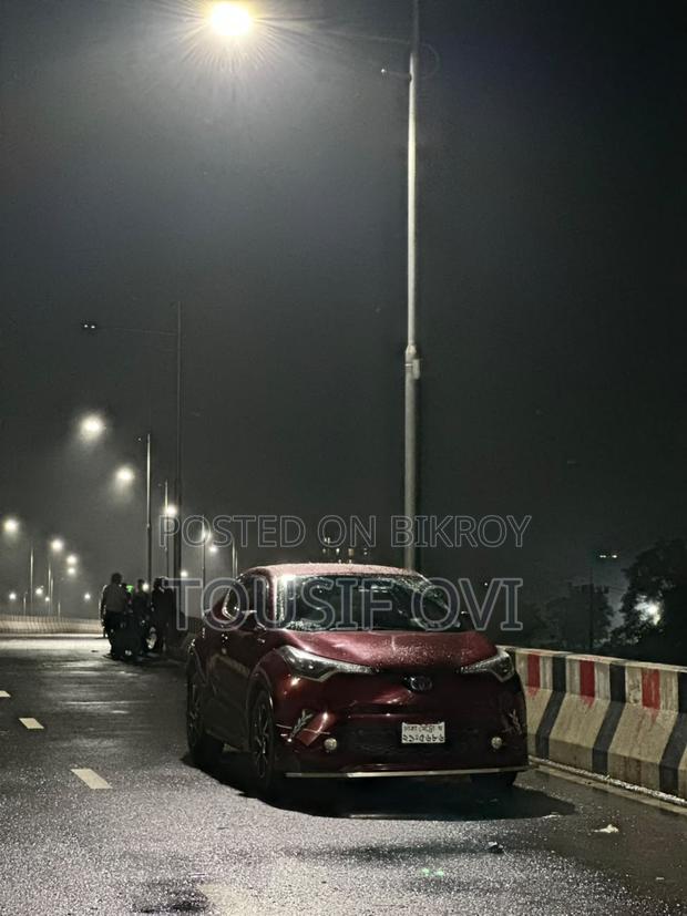 Toyota C-HR 2017 Red