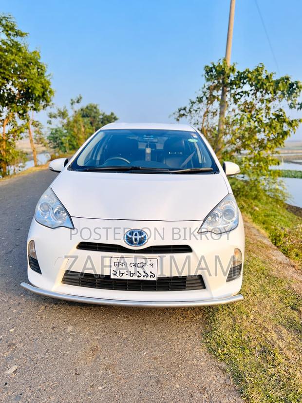 New Toyota Aqua 2013 White