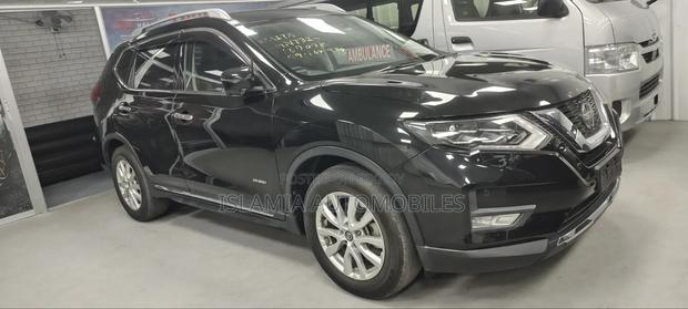 New Nissan X-Trail 2.0 Hybrid AWD 2020 Black