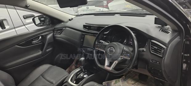 New Nissan X-Trail 2.0 Hybrid AWD 2020 Black