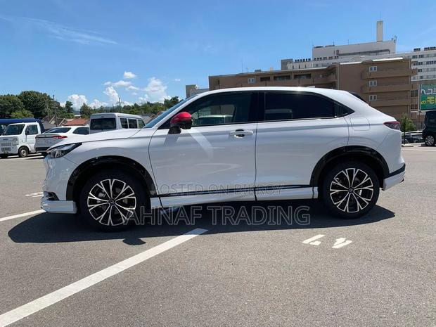 Honda Vezel 2021 Pearl