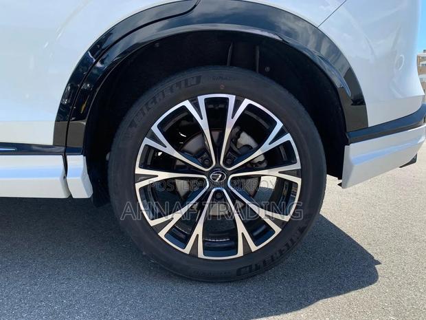 Honda Vezel 2021 Pearl