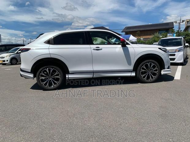 Honda Vezel 2021 Pearl
