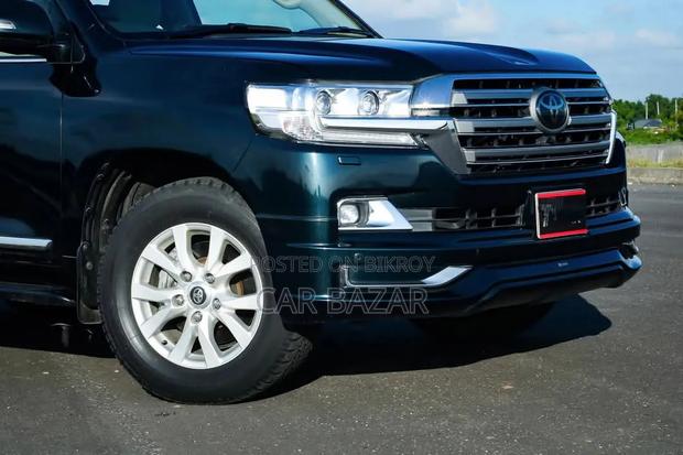 Toyota Land Cruiser 4.5 V8 VXR 2018 Blue