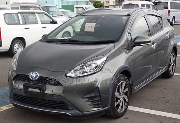 Toyota Aqua 2021 Brown