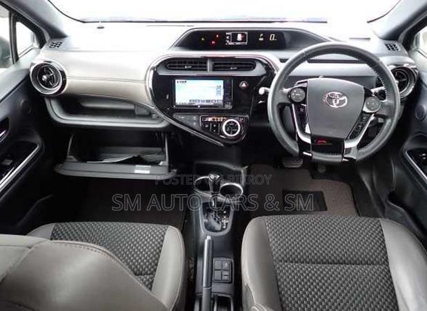 Toyota Aqua 2021 Brown