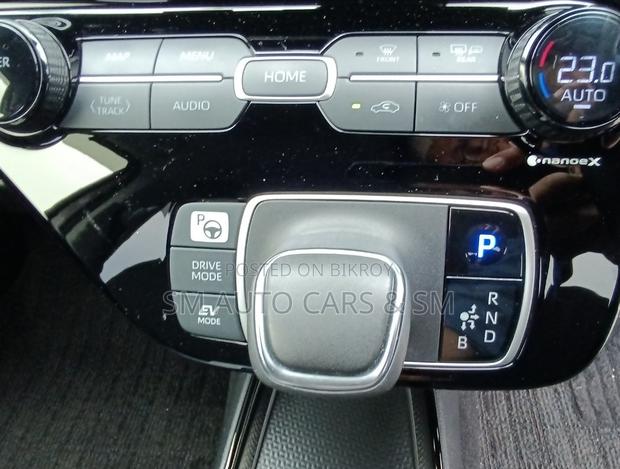 Toyota Aqua 2022 Beige