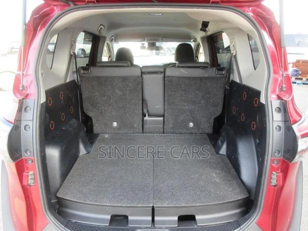 Toyota Sienta 2021 Red
